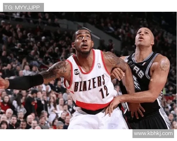 2015年NBA季后赛开拓者与马刺的激烈对决回顾与分析